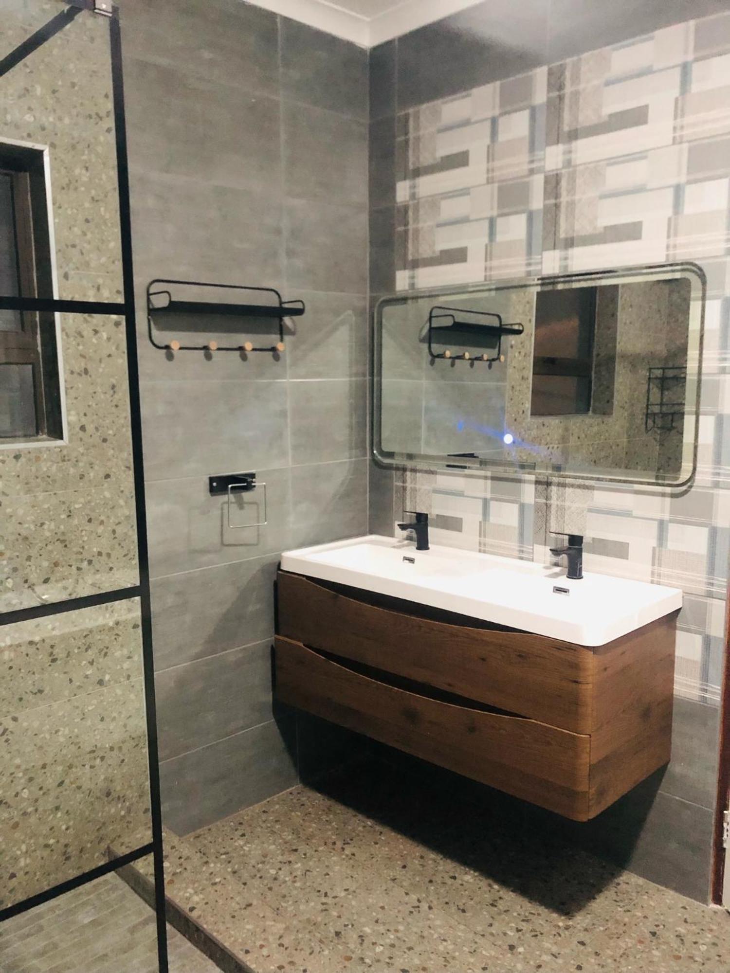 Airport Imperial Guest House Kempton Park Extérieur photo
