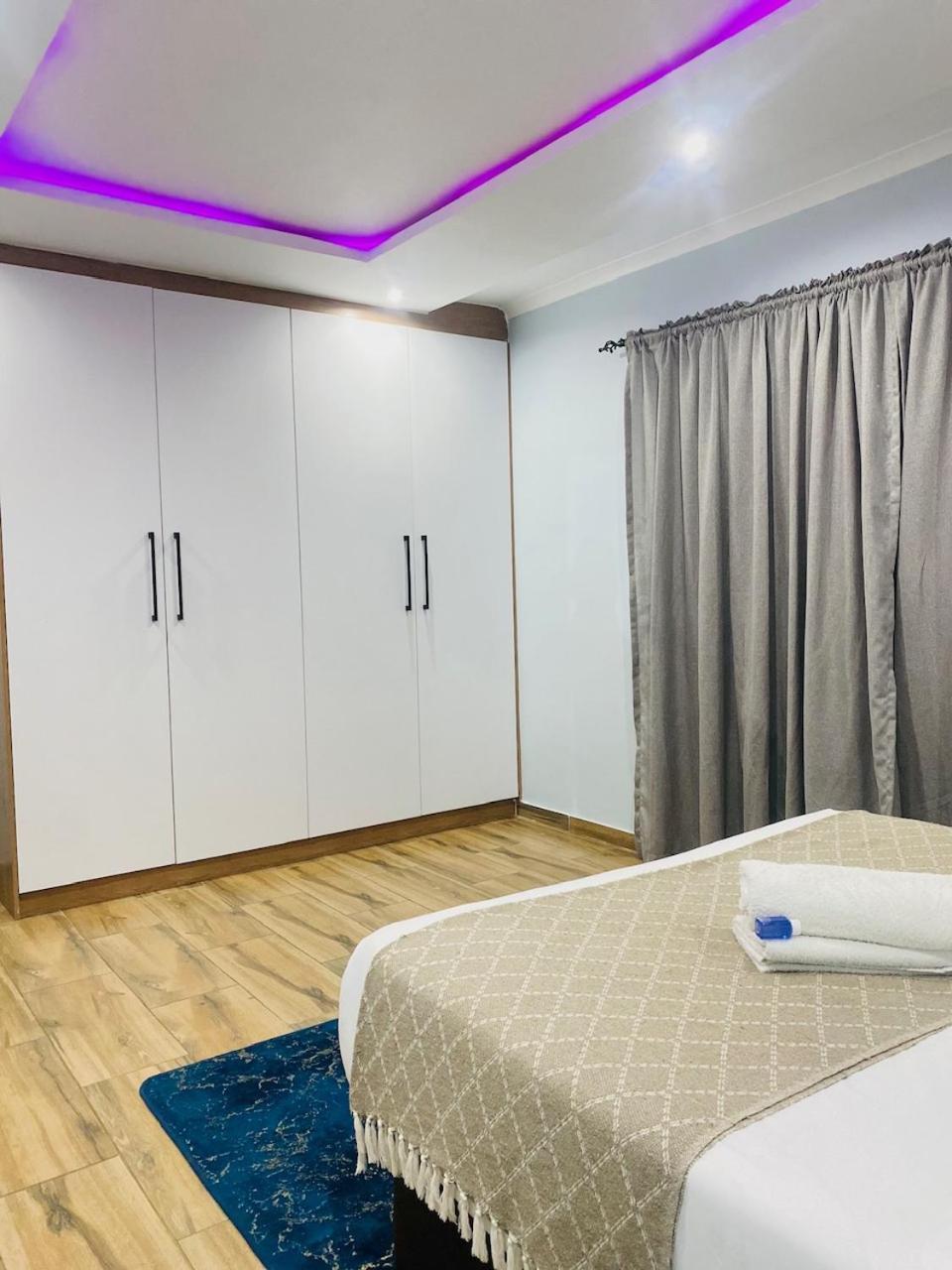 Airport Imperial Guest House Kempton Park Extérieur photo
