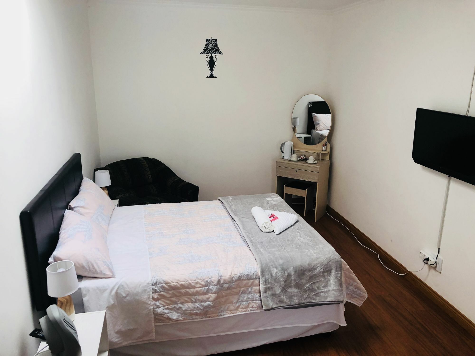Airport Imperial Guest House Kempton Park Extérieur photo