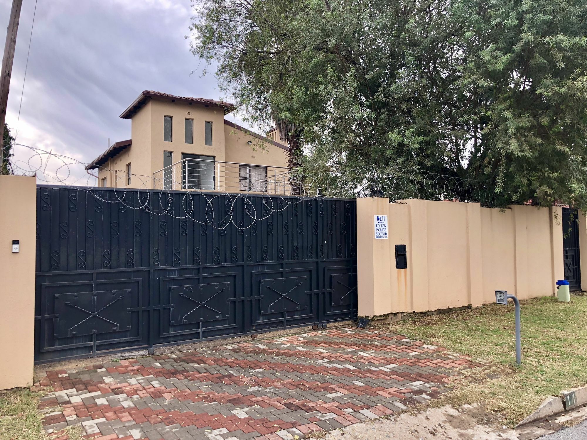 Airport Imperial Guest House Kempton Park Extérieur photo